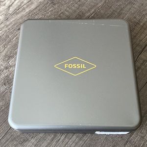 FOSSIL | empty metal tin box